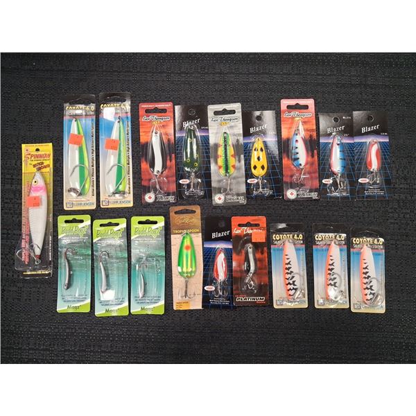 ASSORTED LARGE LOT OF 19 FISHING LURES
