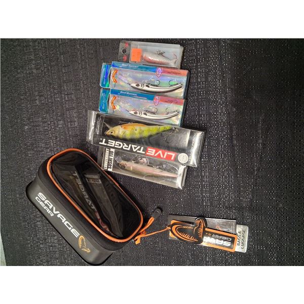 SAVAGE GEAR WATER RESISTANT CASE FOR YOUR LURES COMES WITH 5 FISHING LURES