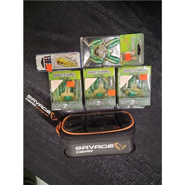 SAVAGE GEAR WATER RESISTANT CASE FOR YOUR LURES COMES WITH 5 FISHING LURES