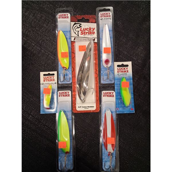 LARGE LOT LUCKY STRIKE LURES VARIOUS PATTERNS 7 CNT
