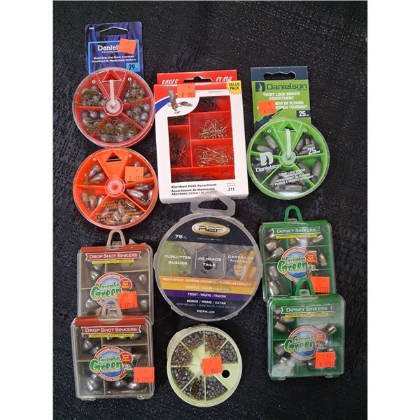 LARGE LOT OF ASSORTED WEIGHTS & EAGLE CLAW PK OF HOOKS 10 CNT
