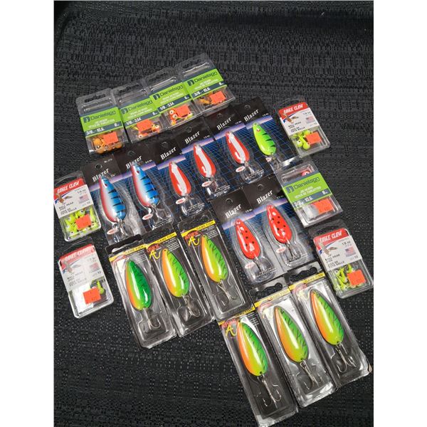 LOT OF ASSORTED FISHING LURES APEX BLAZER, JIGHEAD 23 CNT