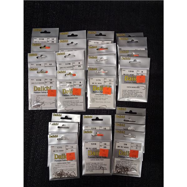 DIIACHI FLY TYING HOOKS SIZES 12, 8, 10, 14 (25PK)