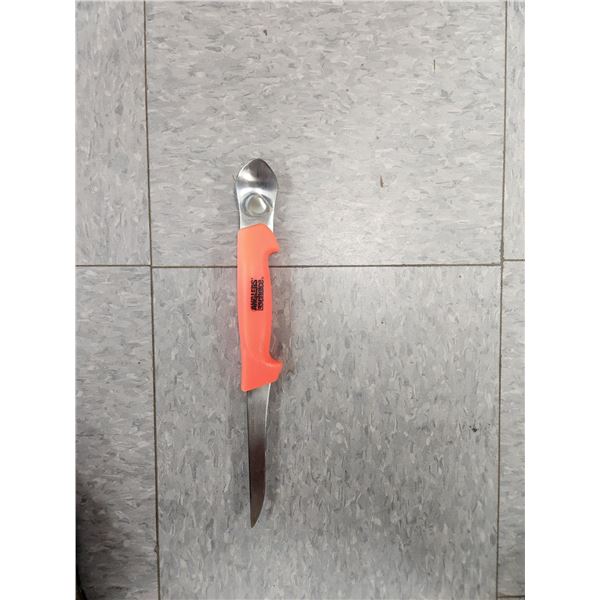 13 ASSORTED FISH KNIVES