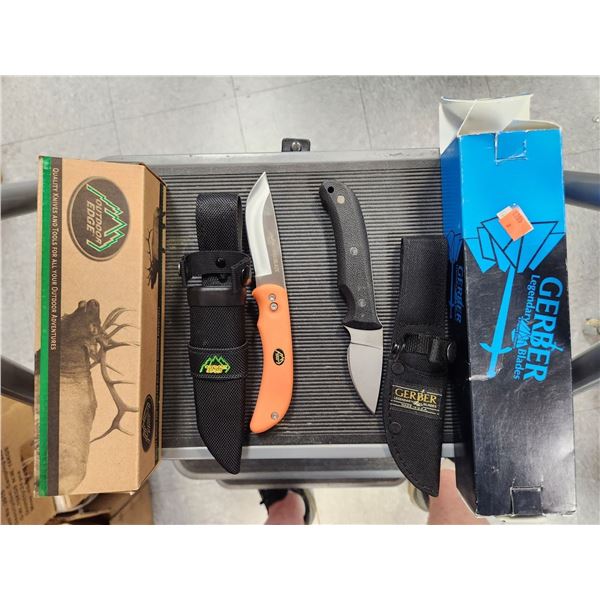 1 GERBER PRO GUIDE SKINNER C/W SHEATH AND ONE SWING BLADE OUTDOOR EDGE