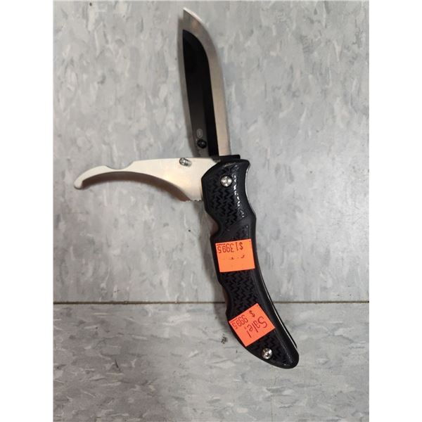 1 OUTDOOR EDGE BLK R0-10 RAZOR BLADE C/W GUT HOOK