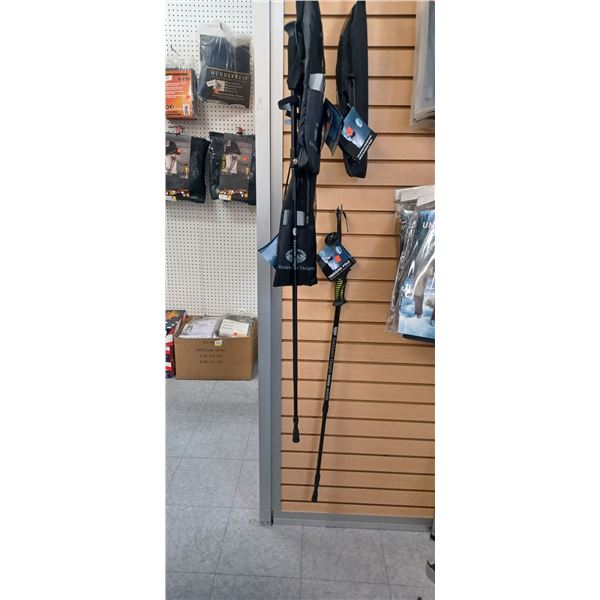4 WALKING POLES + GATORS