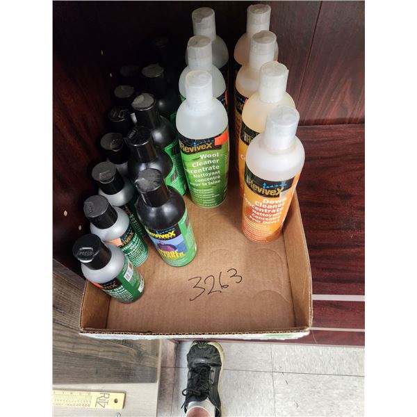 BOX C/W ASSORTED WOOL CONDITIONER/CLEANER AND LEATHER WATER REPELLENT