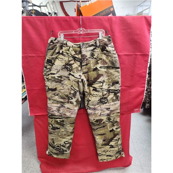 UNDER ARMOUR EXTREME COLD INSULATED MENS PANTS SIZE XL RETAIL $390.00