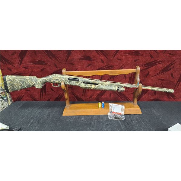 BENELLI NOVA PUMP ACTION 12 GAUGE, MAX 7 CAMO, SYN. STOCK, 28" VENT RIB BARREL, FIBER OPTIC SIGHT, 3