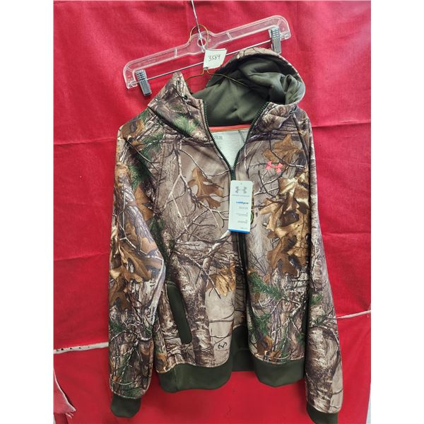 UNDER ARMOUR LADIES 2XL CAMO JACKET