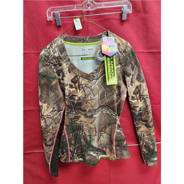LADIES MED. UNDER ARMOUR CAMO SHIRT