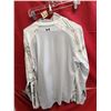 Image 1 : 2 UNDER ARMOUR MEDIUM HOODIE AND SHIRT
