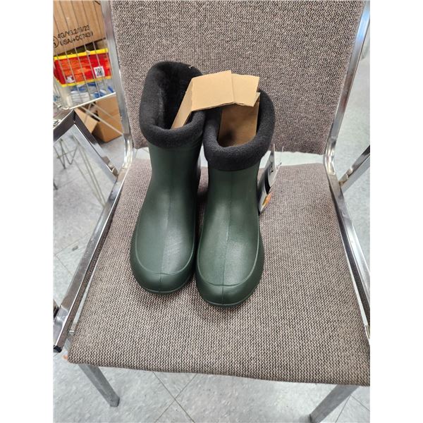 3 KIDS TRIDENT EVA LIGHT WEIGHT BOOTS BLK SZ. 41