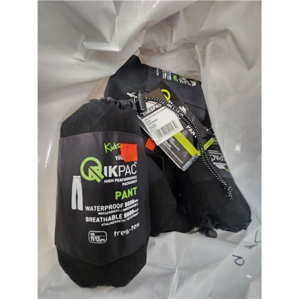 9 OIK PAC BY TRESPASS ULTRA LIGHT RAIN GEAR, KIDS, VARIOUS AGES