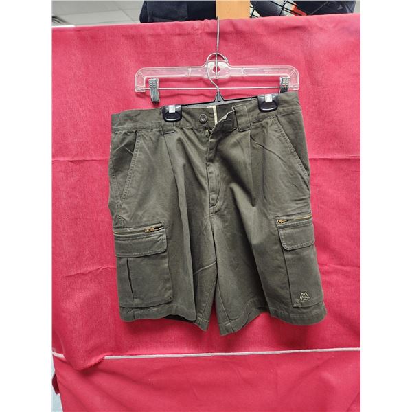 ROCKWATER DESIGNS FISHING SHORTS 3 PER LOT SIZES 28-32