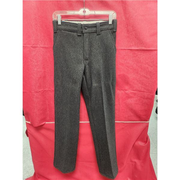 2 MISTY RIVER SHORTS MED. & XL. + 28" WAIST GREY WOOL PANTS