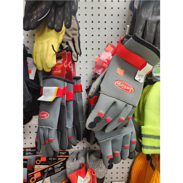 8 BERKLEY GRIP GLOVES