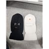Image 1 : 3 BLACK & 8 WHITE BELACALVES