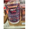 Image 2 : BOX OF ASSORTED RUBS AND SPICES
