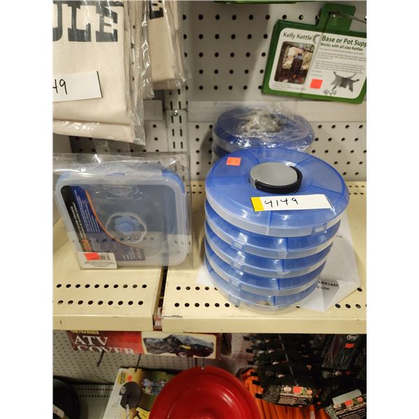 ASSORTED CAMPING & GRILL ACCESSORIES AND CONTAINERS APPOX 30 PCS