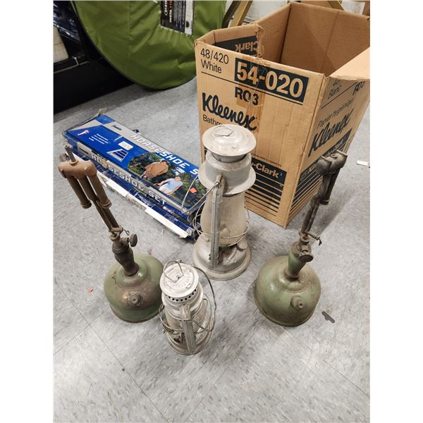 4 VINTAGE KEROSENE LANTERNS