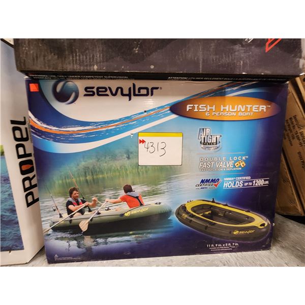 FISH HUNTER 6 PERSON 1200 LBS CAPACITY  INFLATABLE BOAT 11'9"X5'7"