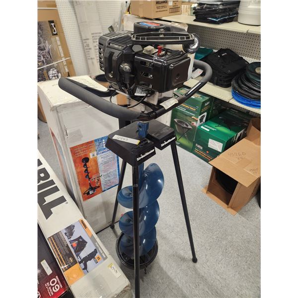 USED DEMO POLAR FIRE 8" GAS POWERED ICE AUGER C/W STAND