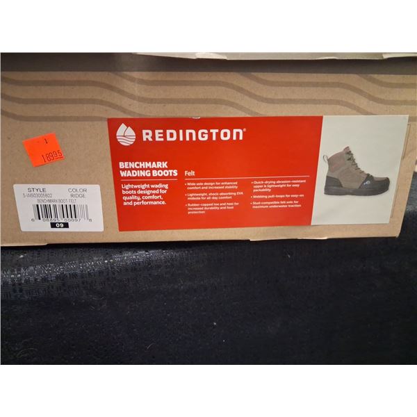 REDINGTON  BENCHMARK  WADING BOOT RIDGE COLOR   SIZE 9