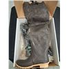 Image 3 : HODGMAN CASTER RUBBER HIP BOOTS SIE 7 QTY 3