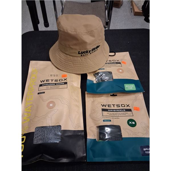 WETSOX SMALL WATERPROOF SOCKS, SMALL ROUND TOE, XS SPLIT TOE, BUCKET HAT - 4ITEMS