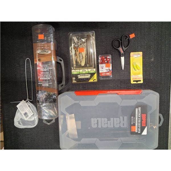 RAPALA TACKLE BOX W NET, BASS TACKLE, LUNK HUNT, GUMDROPS, JIGS, SCISSORS & NET - 7PC