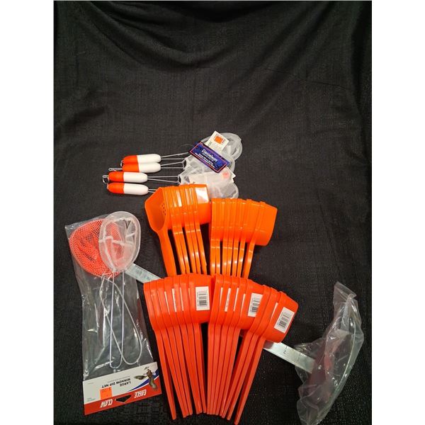 HUGE LOT OF DIP NETS, ICE SCOOPS & LG METAL SCOOP