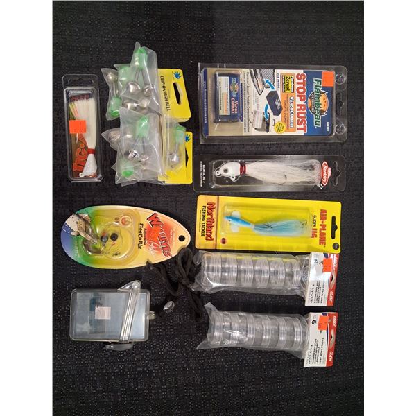 ASSORTED LOT OF BELLS, BUCKTAILS, TACKLEPAK JARS, WALLEYE RIG - 17 PC