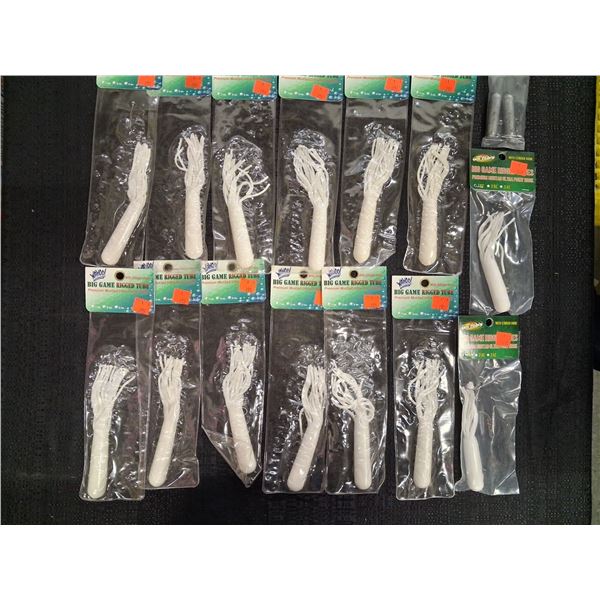ASSORTED LOT OF 1OZ PRE RIGGED JIGS WITH STINGERHOOK, BARE JIGS - WHITE - 15 ITEMS