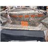 Image 8 : FISHPOND THUNDERHEAD GRANDE SUBMERSIBLE DUFFLE W/ WATERPROOF ZIPPER, ROD HOLDER ON SIDE - LARGE SIZE