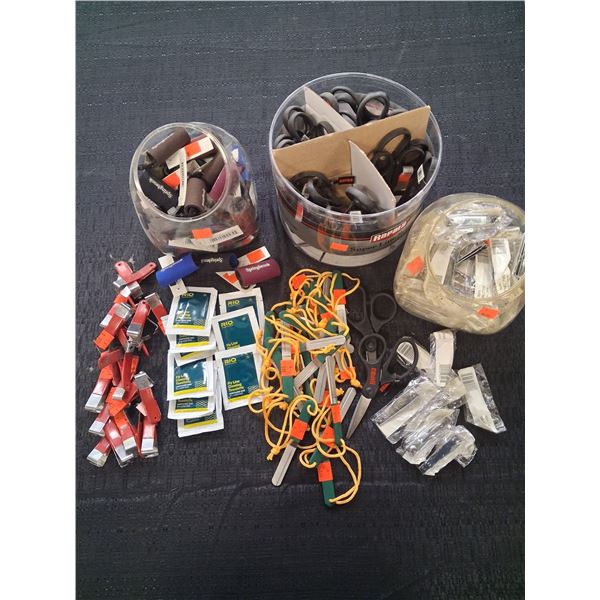 BULK RAPALA SCISSORS, NAIL CLIPPERS, HOOK SHARPENERS, FLOATANT COZY, NIPPERS, WIPES