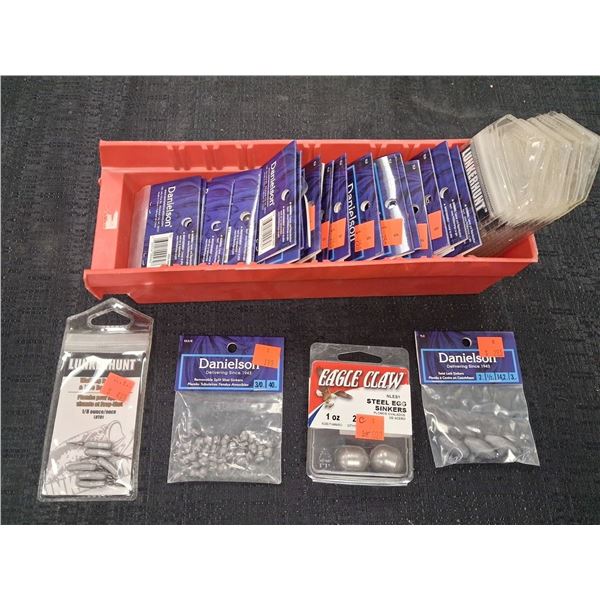 LOT OF SPLIT SHOT, EGG SINKERS, LUNKER HUNT WALKING DROPS W RED TRAY