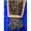 Image 1 : LARGE LOT OF WEEDLESS HOOKS