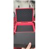 Image 8 : 2 LINED PISTOL CASES 10"X9"X5"