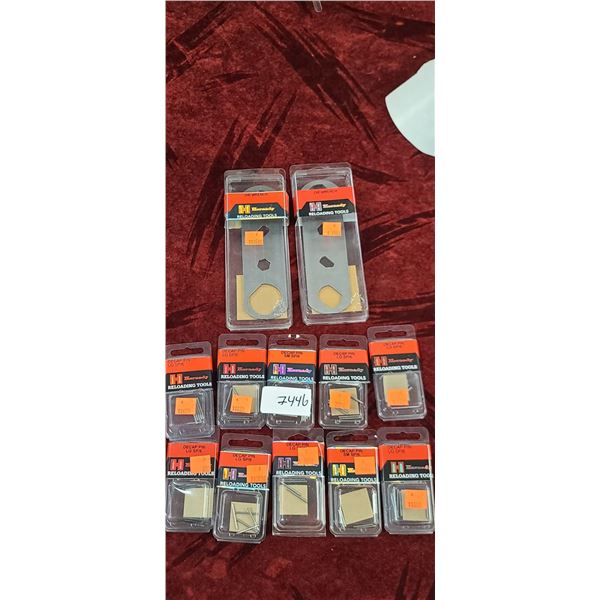 HORNADY 8 DECAPPING PINS + 2 MULTI TOOL WRENCHES