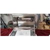 Image 3 : STANSPORT PORTABLE PROPANE BBQ GRILL