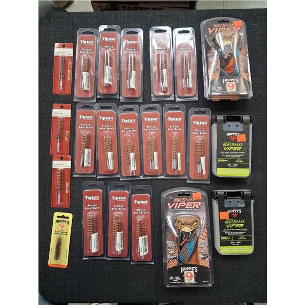 ASSORTED LOT OF .30 CAL BORE SNAKES AND BRUSHES - 22 ITEMS