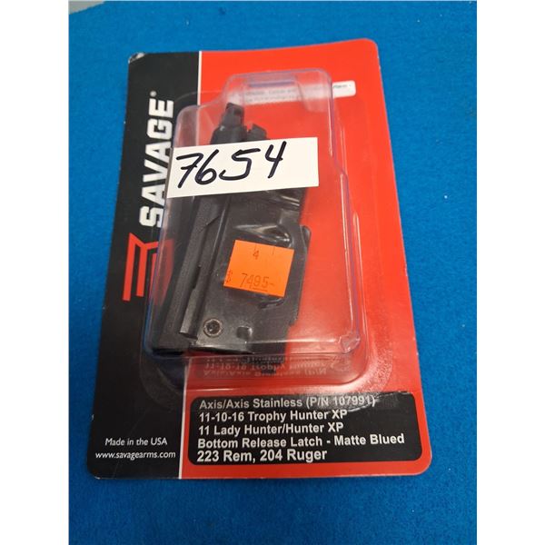 SAVAGE 1 OF MODEL AXIS - 1140-16 TROPHY HUNTER XP P/N 107991 BOTTOM LATCH, 223 REM, 204 RUGER