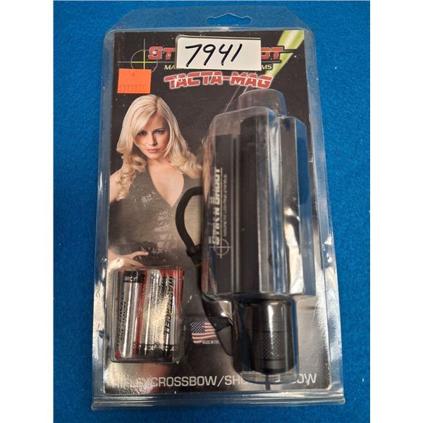 STIK N SHOOT MAGNETIC LIGHT 3" GREEN MODEL