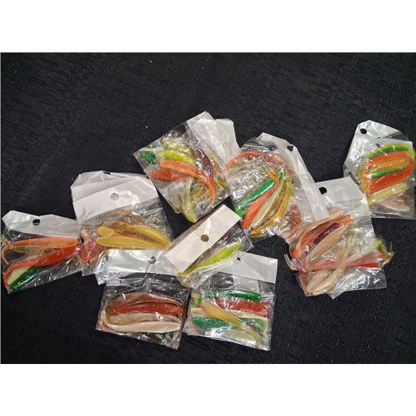 MASSIVE LOT OF MULTI COLOR SOFT BAITS - 1 BOX