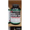 Image 2 : 3 X 1LBS BOTTLES OF HODGDON RETUMBO MAGNUM RIFLE POWDER