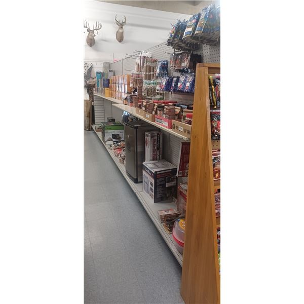 5 SECTIONS (20FT) OF DOUBLE SIDED GONDOLA SHELVING NO CONTENTS  BUYER MUST DISMANTLE AND  REMOVE