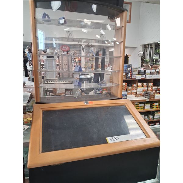 KNIFE DISPLAY CABINET- 18" X 16" X 27" DISPLAY WRACK/SHELVE/UNIT ONLY. DOES NOT INCLUDE ITEMS ON SAI