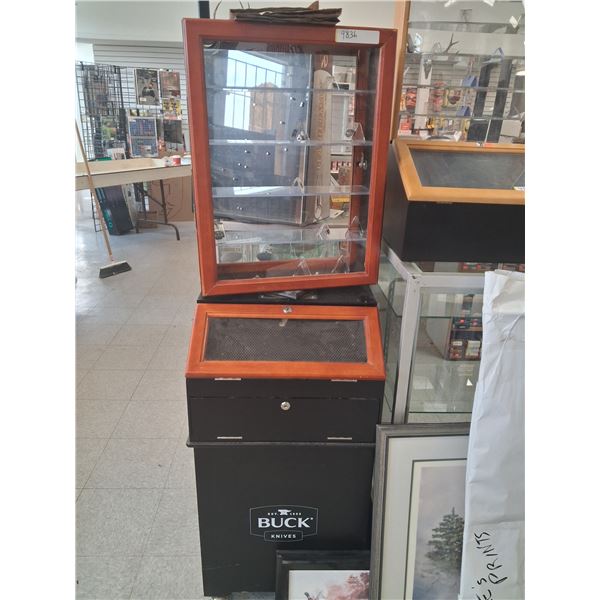BUCK KNIFE DISPLAY CABINET WITH ROTATION TOP DISPLAY - ON WHEELS - 19" X 22" X 60" DISPLAY WRACK/SHE